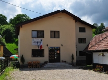 Cazare la Pensiunea Tano Cazare la Pensiunea Tano