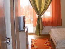 Pensiunea Cochet - accommodation in  Banat (09)