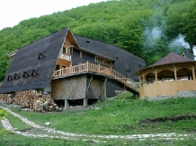 Casa Tisaru - accommodation in  Moldova (01)