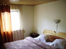 Pensiunea Deny - accommodation in  Moldova (08)