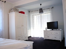 Pensiunea CasaBlanca - accommodation in  Moldova (04)