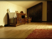 Pensiunea AntikHaus - accommodation in  Moldova (17)