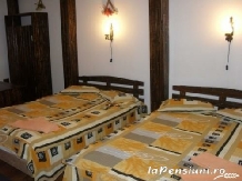 Casa Valasoaia - accommodation in  Cheia (05)