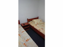 Cabana Brandusa Cota 1500 - accommodation in  Hateg Country, Transalpina (10)