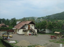 Rural accommodation at  Pensiunea Fantazia