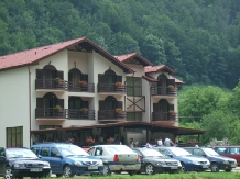 Pensiunea Carpathia - accommodation in  Apuseni Mountains (05)