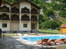 Pensiunea Carpathia - accommodation in  Apuseni Mountains (07)