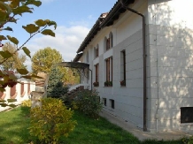Pensiunea Rapsodia - accommodation in  Bucovina (12)