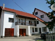 Pensiunea Haiducul - accommodation in  Fagaras and nearby (01)