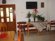 Pensiunea Garofita Pietrei Craiului - accommodation in  Rucar - Bran, Piatra Craiului, Rasnov (03)