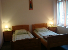 Pensiunea Garofita Pietrei Craiului - accommodation in  Rucar - Bran, Piatra Craiului, Rasnov (13)