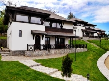 Complex Satul Prunilor - accommodation in  Muntenia (01)