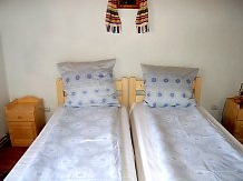 Pensiunea de sub munte " Dobra" - accommodation in  Apuseni Mountains, Motilor Country, Arieseni (09)