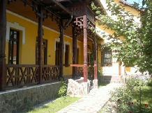 Pensiunea Elena - accommodation in  Slanic Moldova (01)
