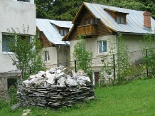 Pensiunea Hedy - accommodation in  Prahova Valley (02)