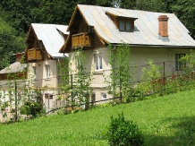 Pensiunea Hedy - accommodation in  Prahova Valley (03)