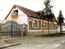 Pensiunea Elisa - accommodation in  Crisana (05)