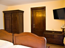 Pensiunea Fagilor - accommodation in  Bucovina (12)