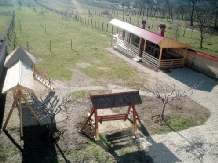 Casa din salcami - accommodation in  North Oltenia (05)