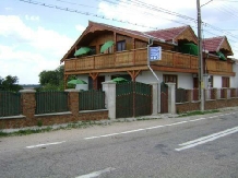 Pensiunea Melinda - accommodation in  Danube Boilers and Gorge, Clisura Dunarii (01)