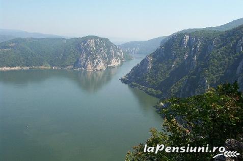 Pensiunea Melinda - alloggio in  Gola del Danubio, Clisura Dunarii (Attivit&agrave; e i dintorni)