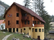 Vila Gal - accommodation in  Harghita Covasna, Lacu Rosu (02)