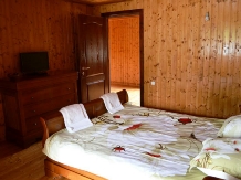Casa dintre lacuri - accommodation in  North Oltenia (29)