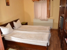 Casa BRA - accommodation in  Fagaras and nearby (18)