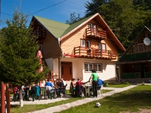 Pensiunea Madona - accommodation in  Moldova (02)