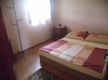 Casuta de vacanta - accommodation in  Maramures Country (04)