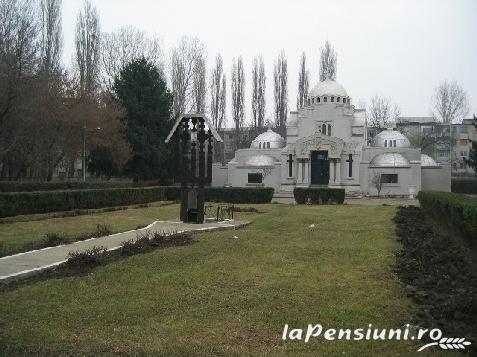 Vila Geo - cazare Moldova (Activitati si imprejurimi)