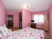 Pensiunea Laura - accommodation in  Bucovina (13)