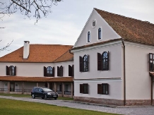 Daniel Castle - accommodation in  Transylvania (05)