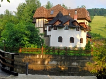 Pensiunea Montana - accommodation in  Bucovina (02)