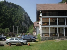 Pensiunea Cezar - accommodation in  Rucar - Bran, Moeciu (04)