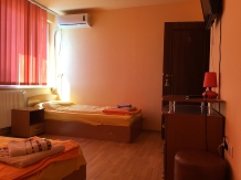 Pensiunea Alin - accommodation in  Oltenia (03)