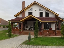 Pensiunea EVA - accommodation in  North Oltenia (01)