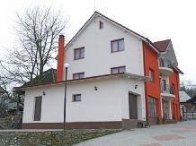 Pensiunea Crinul Alb - accommodation in  Maramures Country (05)