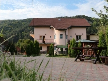 Complex La Valtoare - cazare Rucar - Bran, Moeciu, Bran (16)