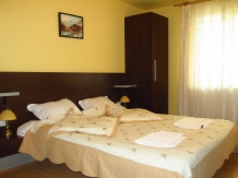 Casa Enescu - accommodation in  Rucar - Bran, Moeciu, Bran (06)