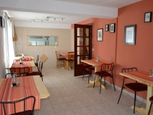 Pensiunea Deceneu - accommodation in  Slanic Prahova (08)