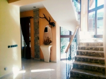 Yellow House Dejani - accommodation in  Fagaras and nearby, Sambata (11)