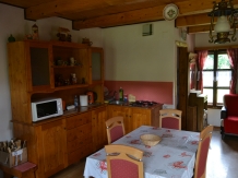 Casa Atti - accommodation in  Apuseni Mountains, Valea Draganului (07)