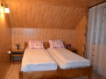 Casa cu Povesti - accommodation in  Apuseni Mountains, Motilor Country (01)