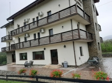 Pensiunea Crasna - accommodation in  North Oltenia, Transalpina (02)