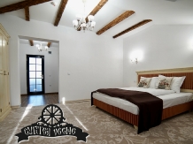 Curtea Veche - accommodation in  Hateg Country (04)