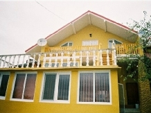 Rural accommodation at  Pensiunea Raul