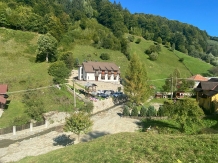 Pensiunea Valea Lunga - cazare Rucar - Bran, Moeciu (02)