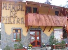 Pensiunea Hanul de Piatra - alloggio in  Valea Buzaului (01)