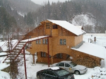 Pensiunea 14 Scaune-Casoca - accommodation in  Buzau Valley (01)